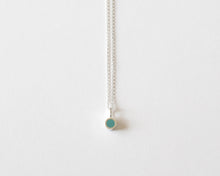 Load image into Gallery viewer, Turquoise Resin Silver Necklace