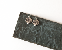 Load image into Gallery viewer, Sterling Silver Botanical Pearl Earrings