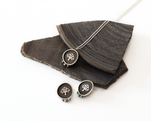 Load image into Gallery viewer, Silver Tree of Life Necklace with Dark Pearls