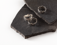 Load image into Gallery viewer, Sterling Silver Pebble Ring