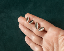 Load image into Gallery viewer, Sterling Silver Leaf Stud Earrings