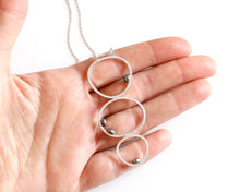 Load image into Gallery viewer, Silver Necklace with Freshwater Pearls