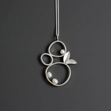 Load image into Gallery viewer, Floral Silver Necklace with Freshwater Pearls