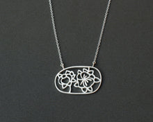 Load image into Gallery viewer, Sterling Silver Floral Necklace