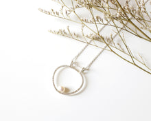 Load image into Gallery viewer, Silver Necklace with White Freshwater Pearl