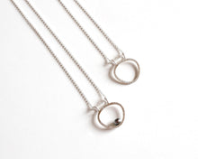 Load image into Gallery viewer, Silver Necklace with Freshwater Pearl