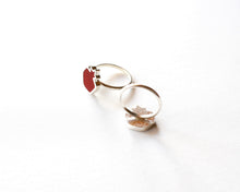 Load image into Gallery viewer, Sterling Silver & Resin Pomegranate Ring