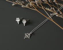 Load image into Gallery viewer, Sterling Silver Floral Stud Earrings