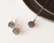 Load image into Gallery viewer, Sterling Silver Botanical Pearl Earrings
