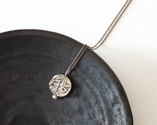 Load image into Gallery viewer, Sterling Silver Botanical Pearl Necklace
