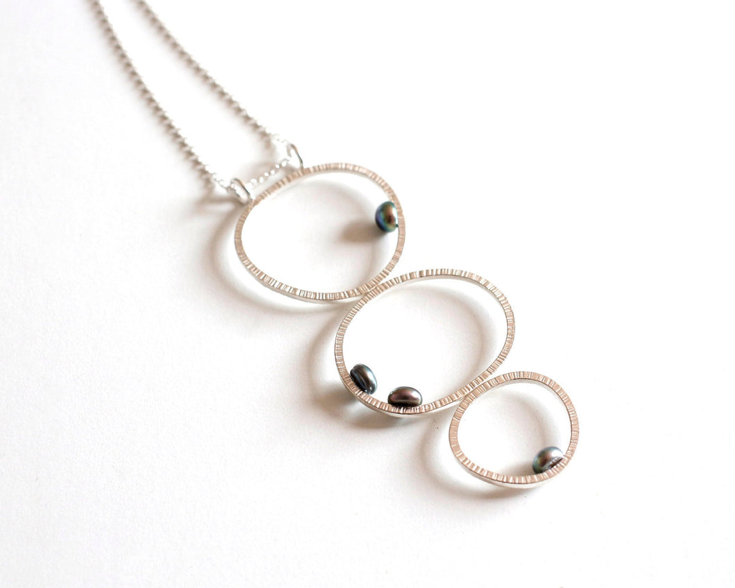 sterling silver & freshwater pearl necklace